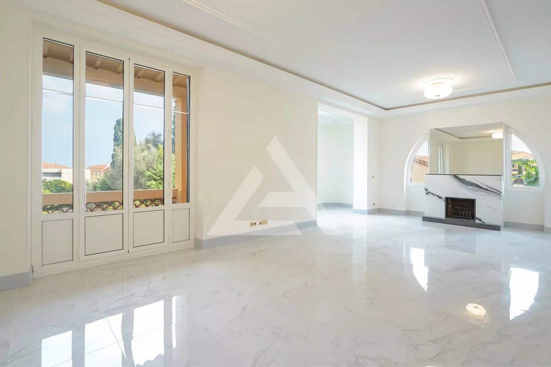 House in Saint-Jean-Cap-Ferrat, Provence-Alpes-Côte d'Azur, France 3 - 16467796