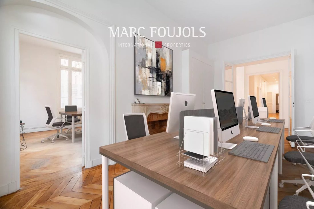 Apartment in Gros Caillou, Paris 7e Arrondissement, Paris 2 - 16466774