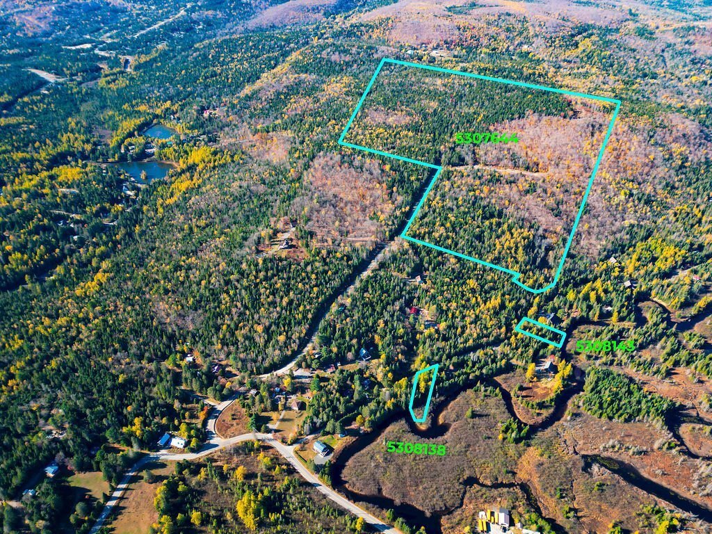 Land in Sainte-Marguerite-du-Lac-Masson, Quebec, Canada 3 - 16470127