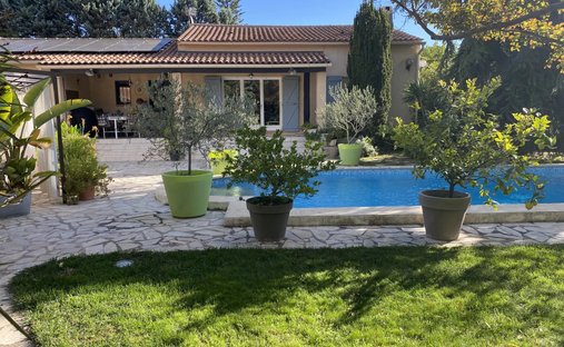 Villa in Nord Est, Auriol, France 1