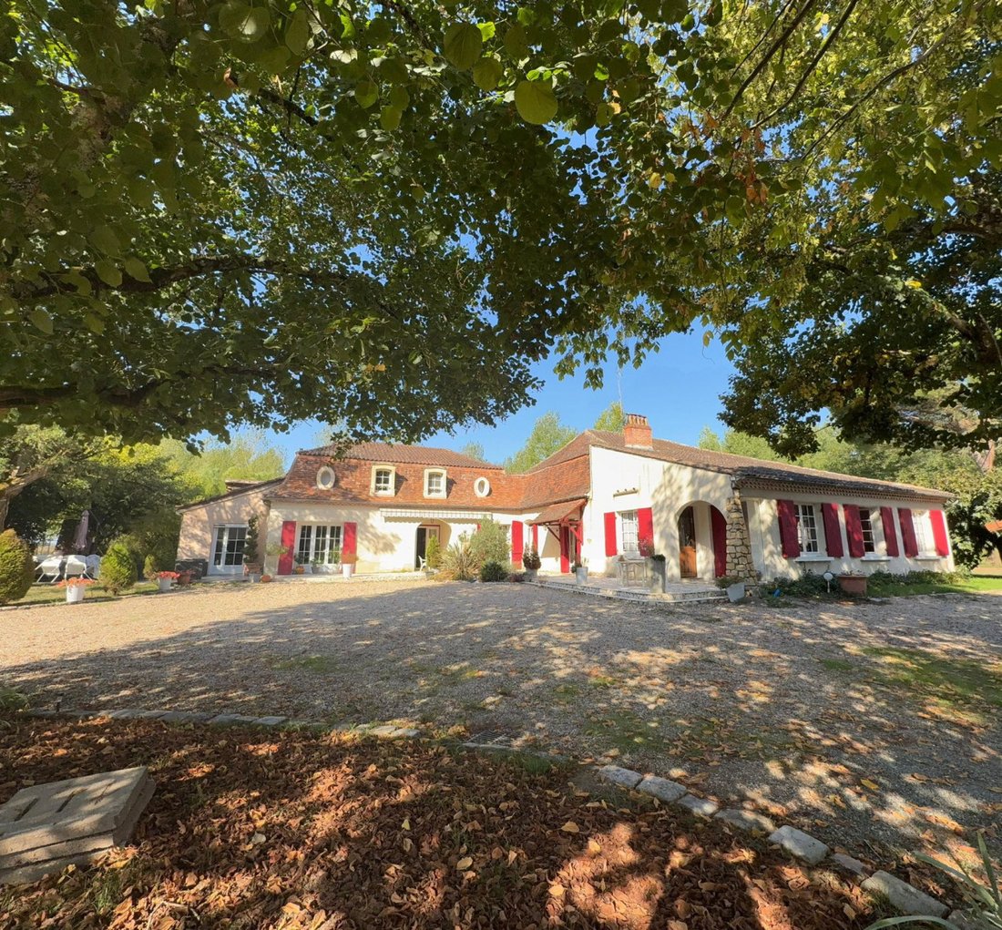 House in Prigonrieux, Nouvelle-Aquitaine, France 1 - 16466769