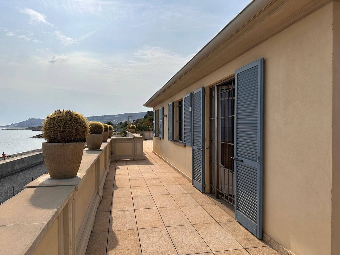Villa in Riva Ligure, Liguria, Italy 2 - 16470175