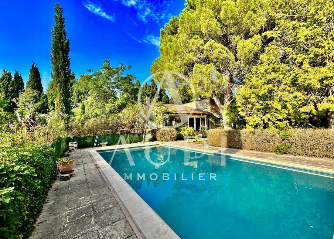 House in Saint-Rémy-de-Provence, Provence-Alpes-Côte d'Azur, France 1 - 16467152