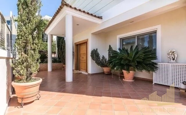 Villa in Saronida, Attica, Greece 2 - 16470848