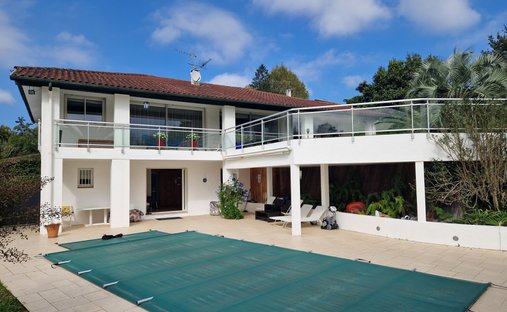House in Mendi-Choko-Karrikatxar-Olhette, Urrugne, France 1