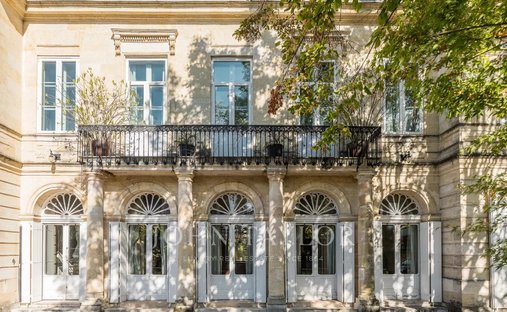 Estate in Bordeaux, Nouvelle-Aquitaine, France 1