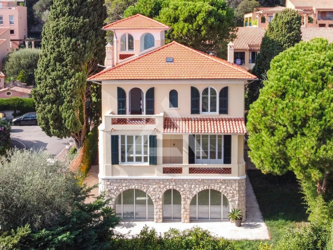 House in Saint-Jean-Cap-Ferrat, Provence-Alpes-Côte d'Azur, France 1 - 16467796