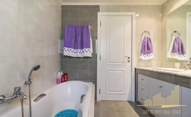 Villa in Saronida, Attica, Greece 5 - 16470848