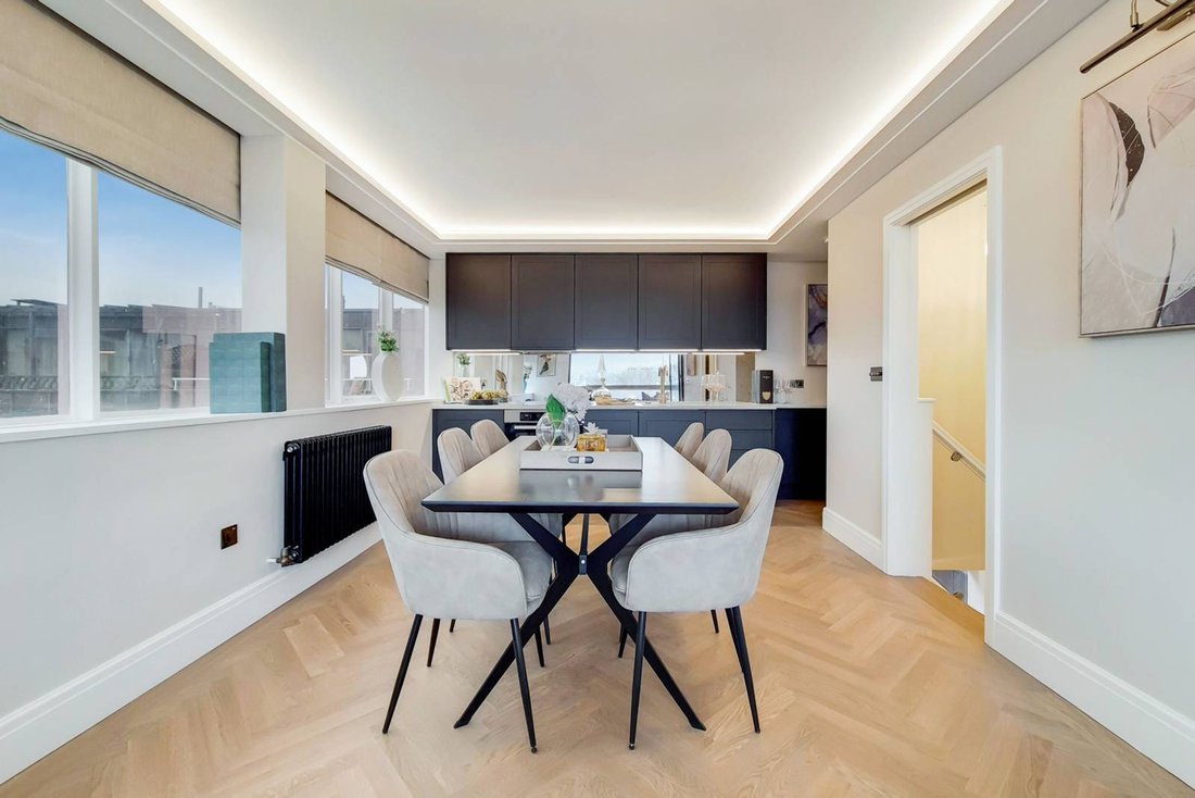 Apartment in The Boltons, Kensington And Chelsea, England 2 - 16466857