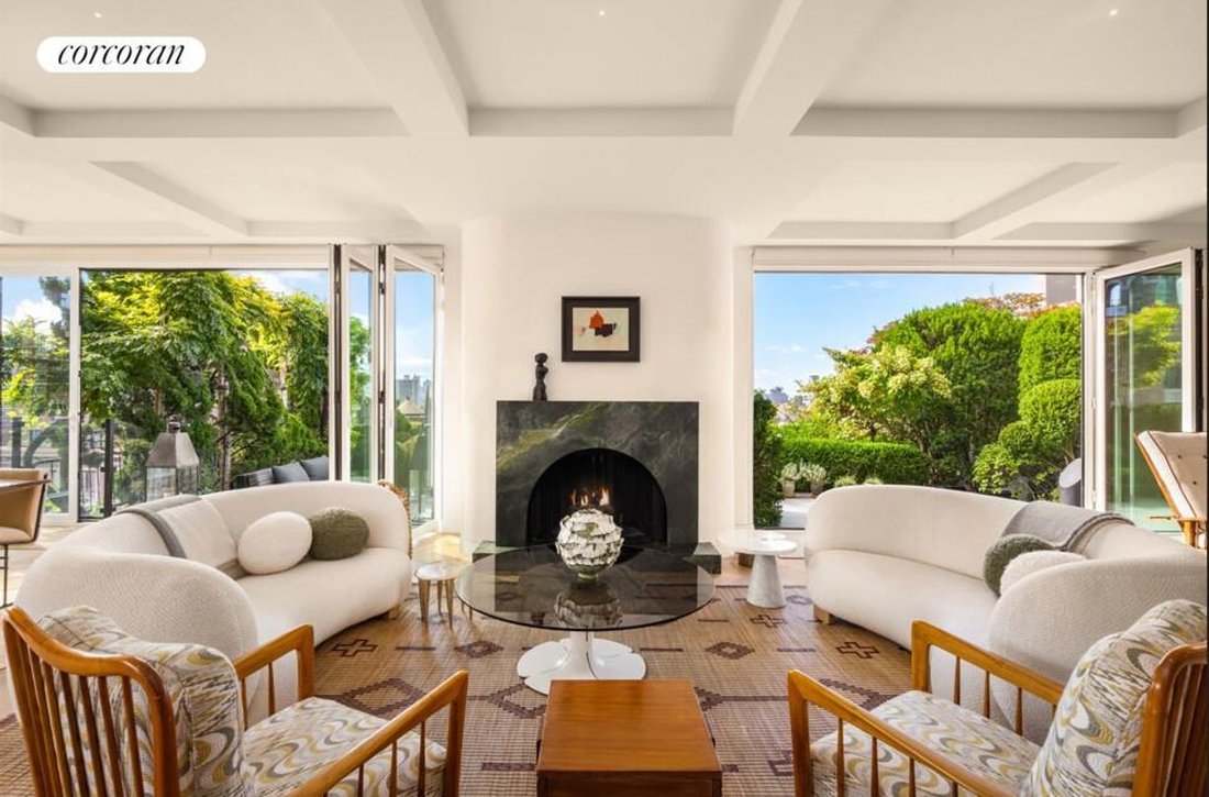 House in New York, New York, United States 3 - 16468484