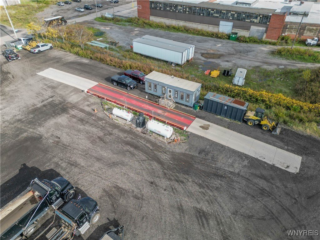 Land in Cheektowaga, New York, United States 5 - 16470429