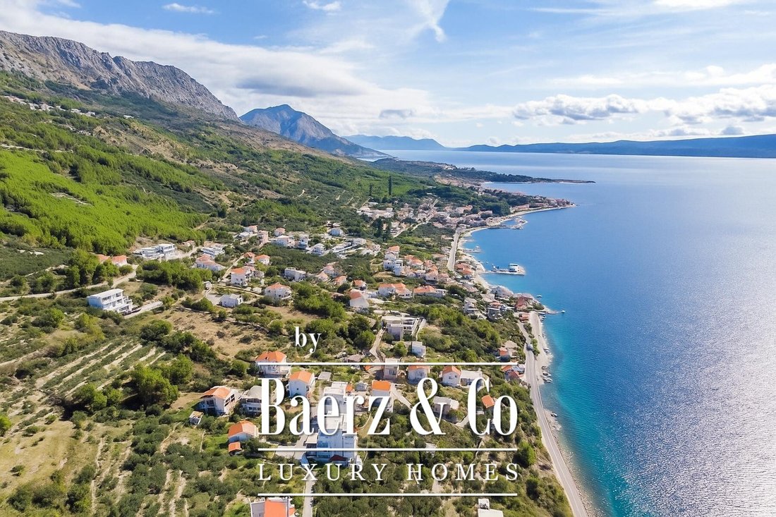Villa in Jesenice, Split-Dalmatia County, Croatia 2 - 16470007