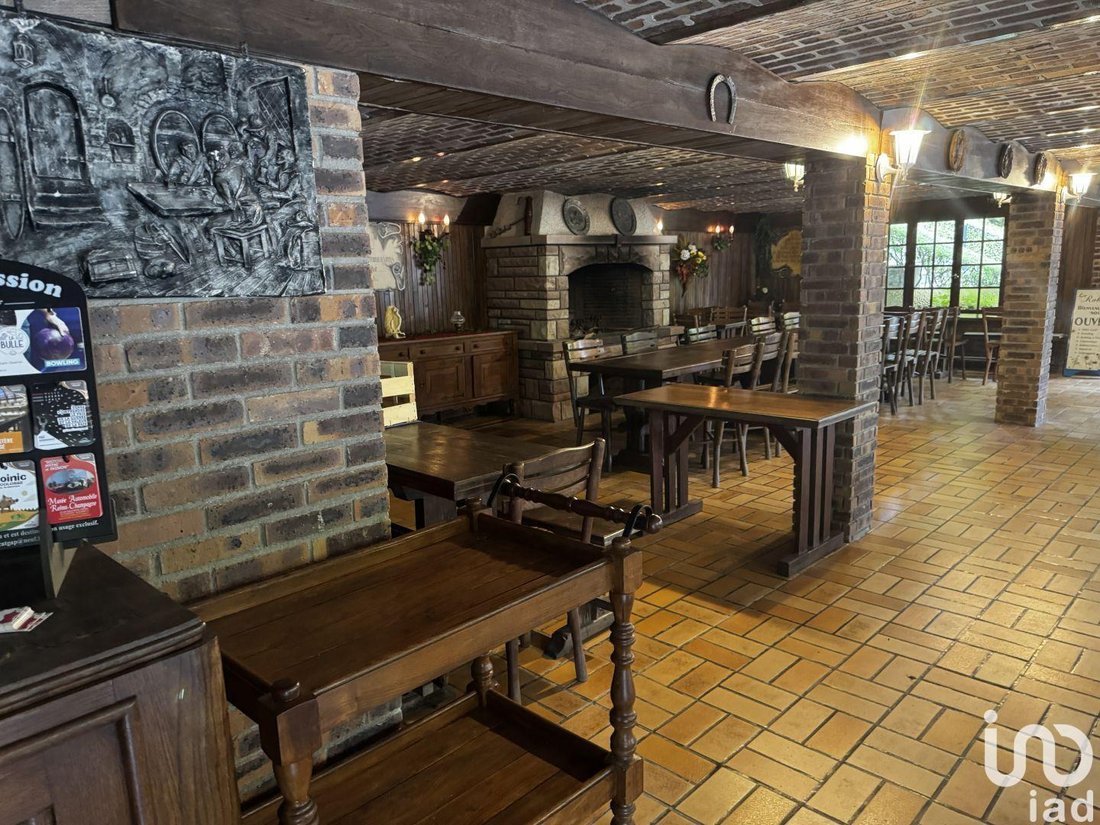 Mezieres-sur-Oise, Hauts-de-France, France 4 - 16469279