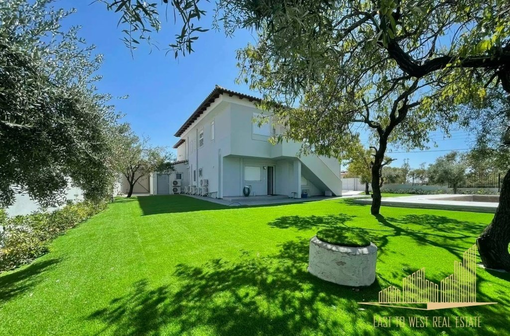 Villa in Kalyvia Thorikou, Attica, Greece 1 - 16470841
