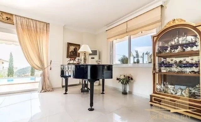 Villa in Saronida, Attica, Greece 3 - 16470848