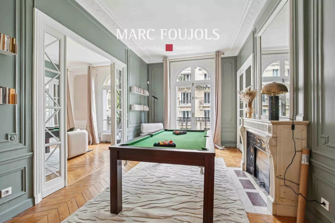 Apartment in Gros Caillou, Paris 7e Arrondissement, Paris 5 - 16466767