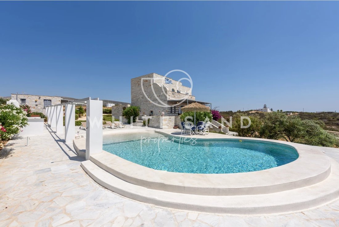 Villa in Paros, Aegean, Greece 3 - 16470662