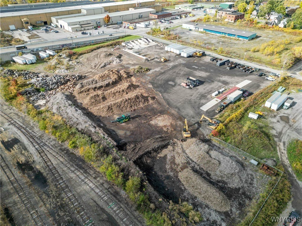 Land in Cheektowaga, New York, United States 1 - 16470429