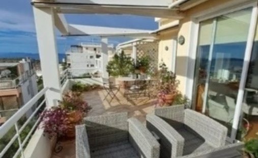 Apartment in Vouliagmeni, Attica, Greece 1