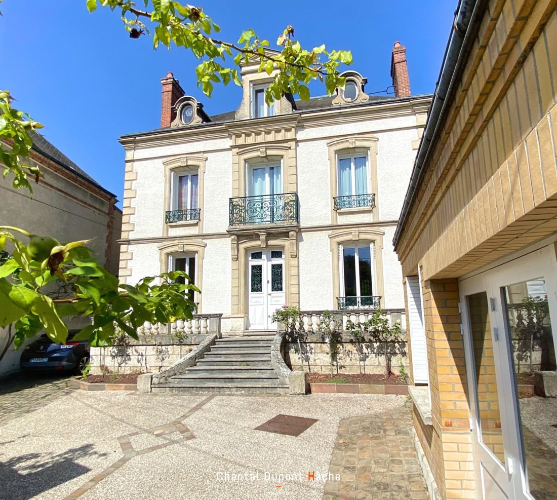 Haus in Saint Chéron-Hauts de Chartres-Puits Drouet, Chartres, Frankreich 1 - 16469646