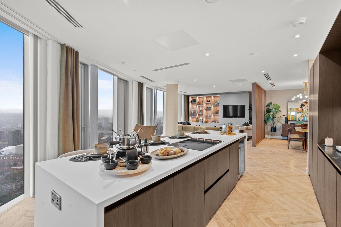 Apartment in Manchester, England 1 - 16469818