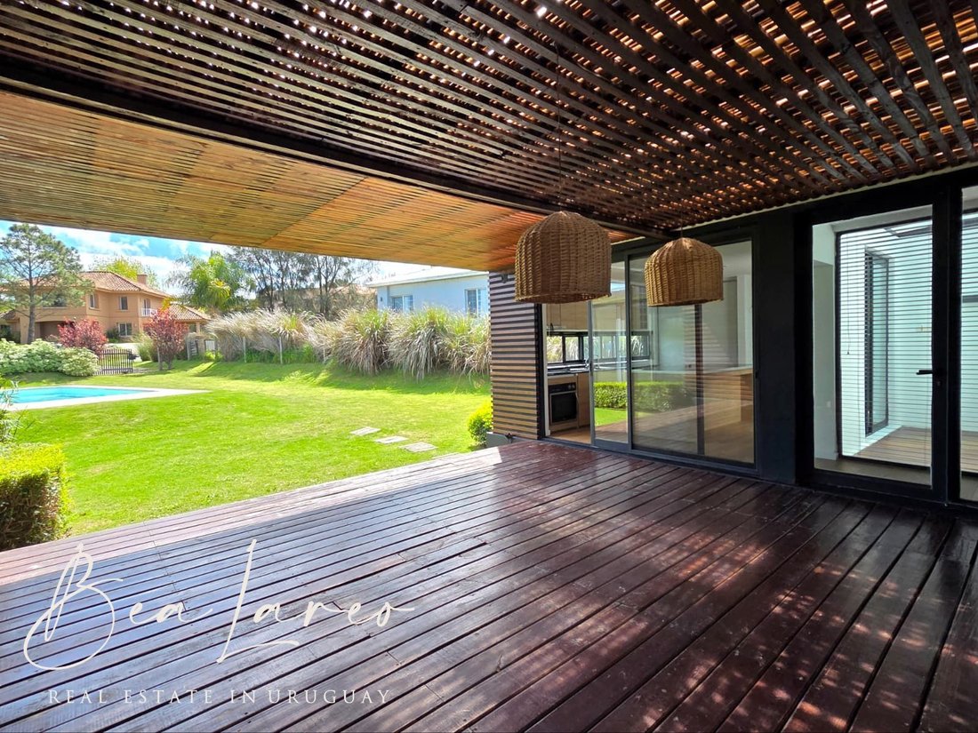 House in Lomas de Carrasco, Canelones Department, Uruguay 3 - 16471015