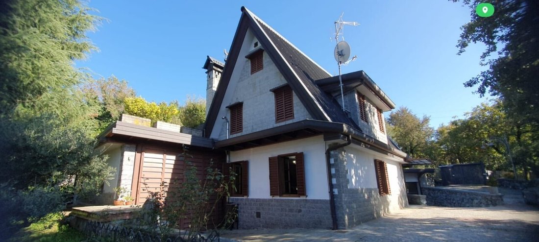 Villa in Ponteranica, Lombardy, Italy 1 - 15741104