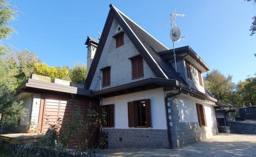 Villa in Ponteranica, Lombardei, Italien 1