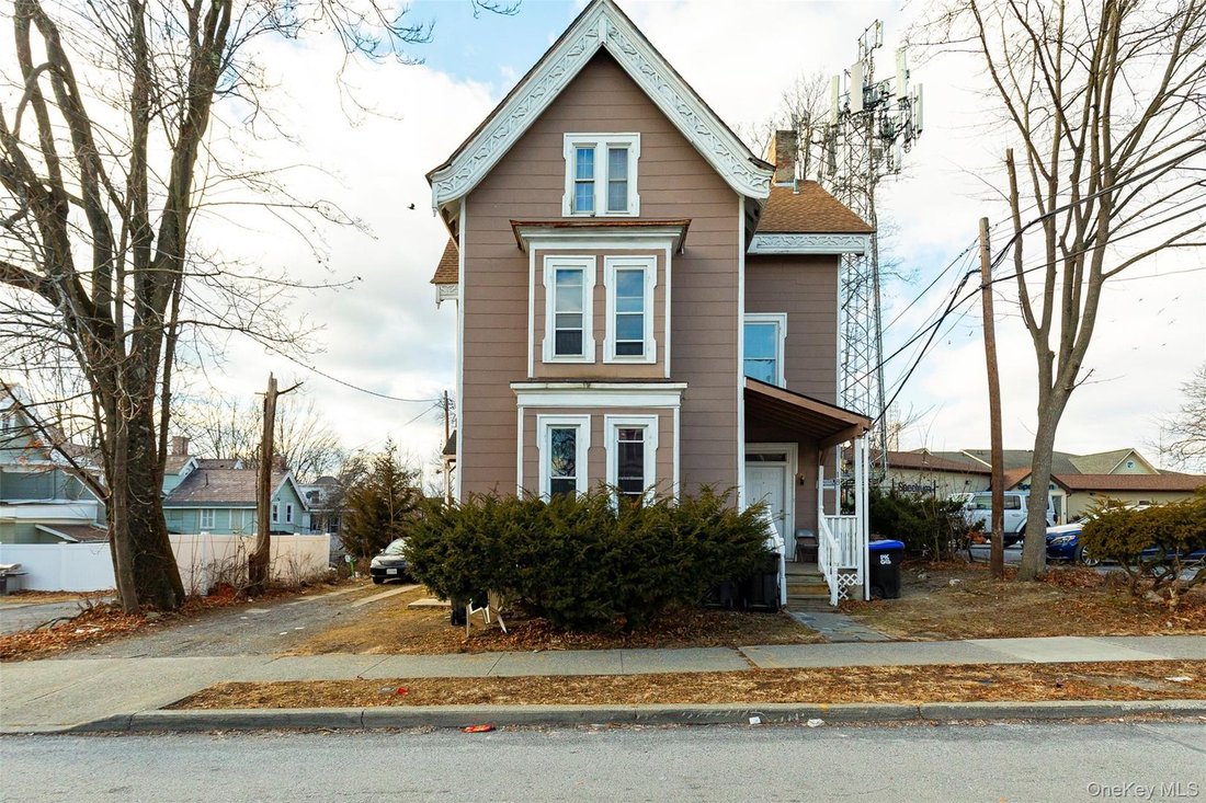 Spackenkill, New York, United States 2 - 16364456