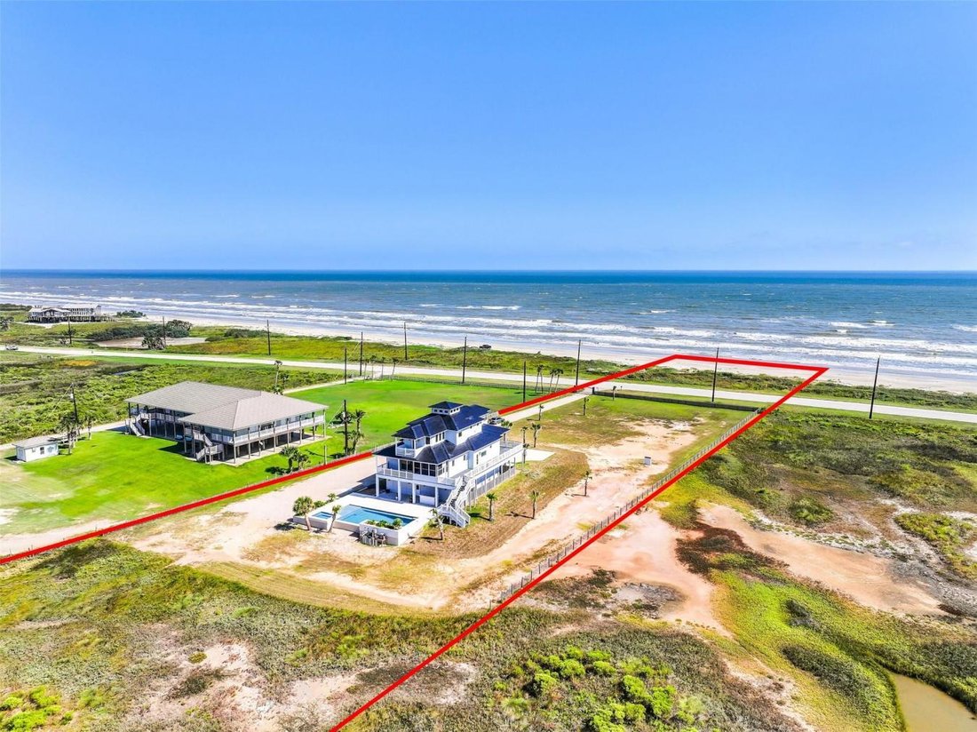 House in Freeport, Texas, United States 2 - 16471624