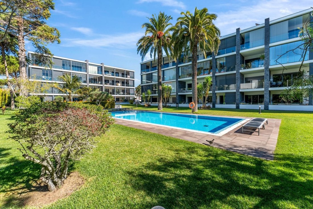 Apartment in Parede, Lisbon, Portugal 1 - 16469043