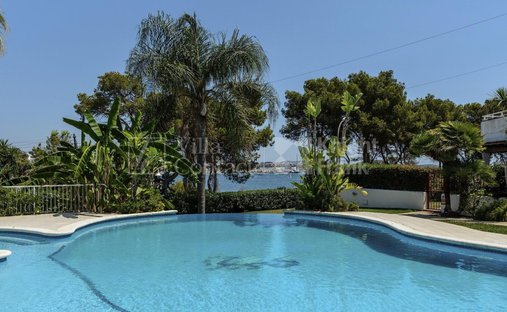 Villa in Santa Eularia des Riu, Balearic Islands, Spain 1