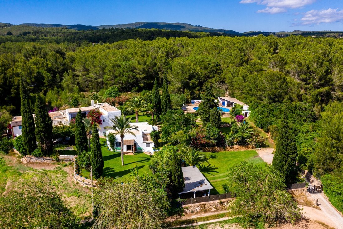 Finca in Sant Antoni de Portmany, Balearic Islands, Spain 1 - 15347600