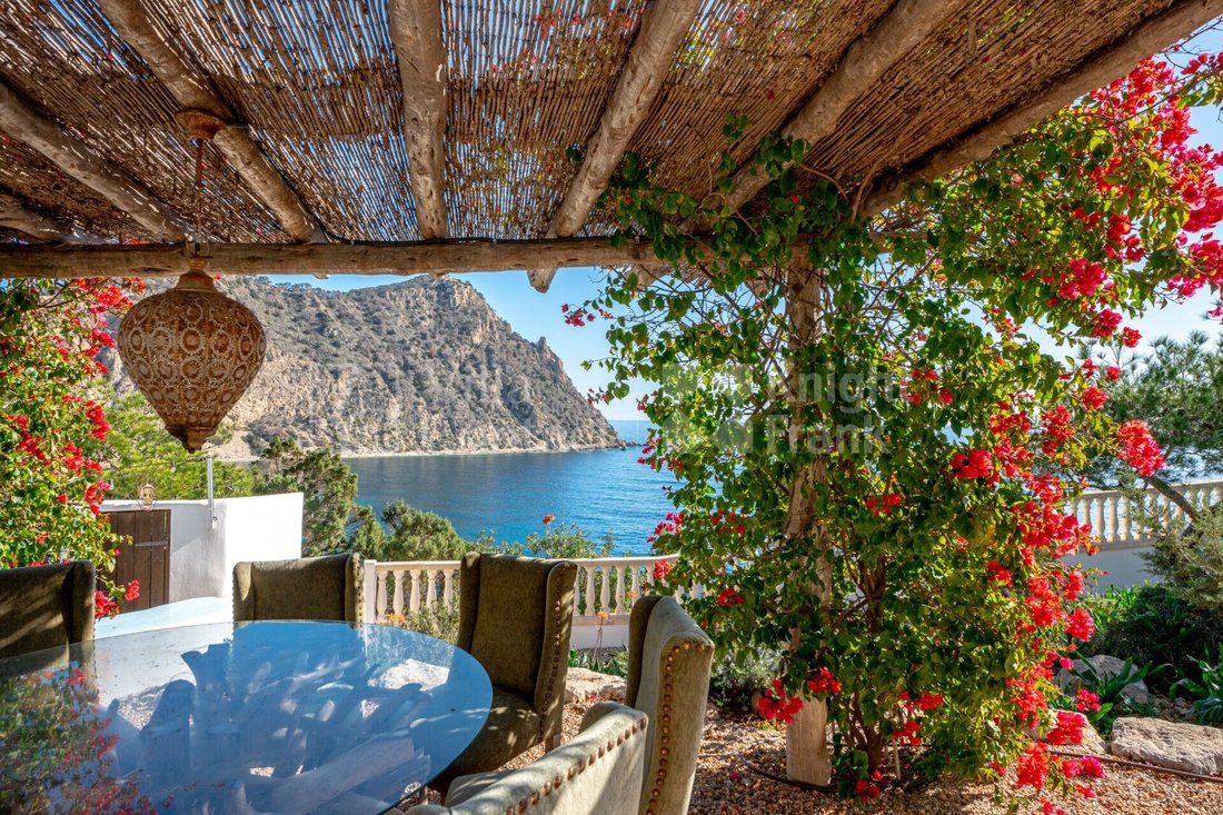 Villa in Roca Llisa, Santa Eularia des Riu, Balearic Islands 3 - 15480109