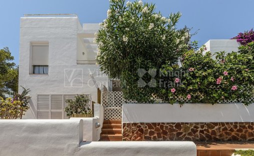 Villa à Santa Eulària des Riu, Îles Baléares, Espagne 1