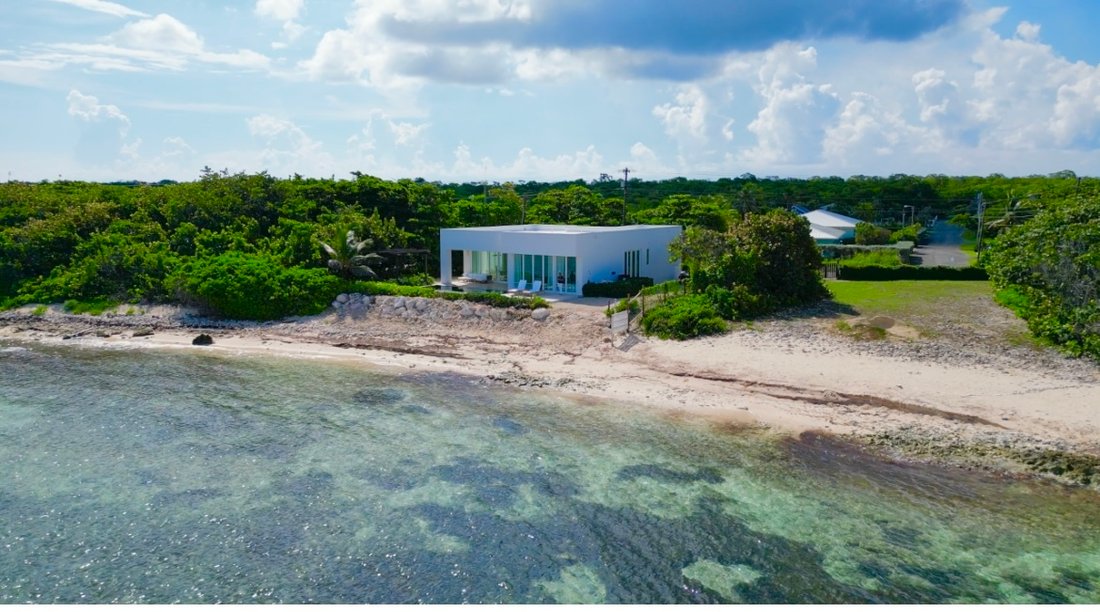 House in Old Man Bay, North Side, Cayman Islands 1 - 16474558