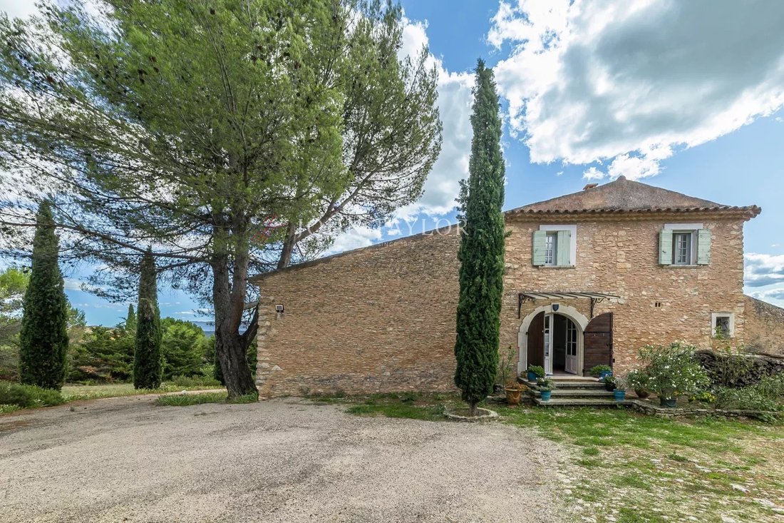 Farm Ranch in Saint-Saturnin-lès-Apt, Provence-Alpes-Côte d'Azur, France 5 - 16473579