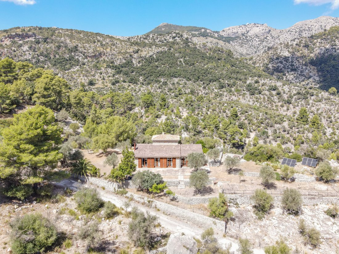 Finca in Bunyola, Balearic Islands, Spain 3 - 16474507