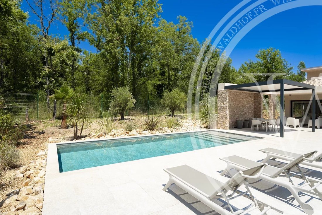 Villa in Tourrettes, Provence-Alpes-Côte d'Azur, France 1 - 16474434
