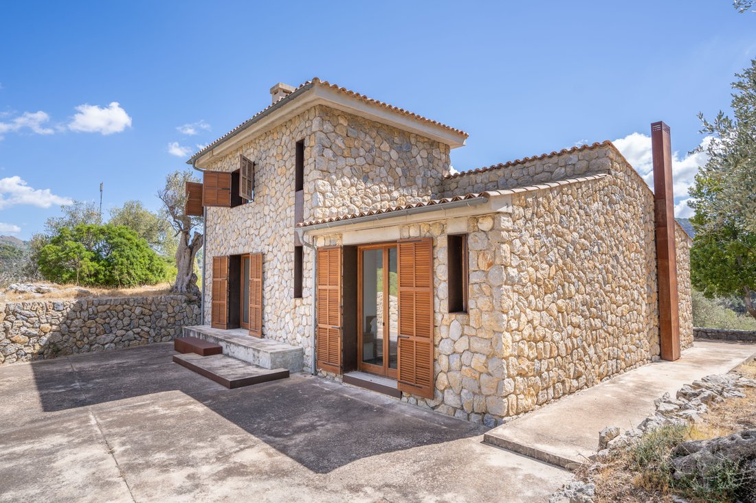 Finca in Bunyola, Balearic Islands, Spain 2 - 16474507