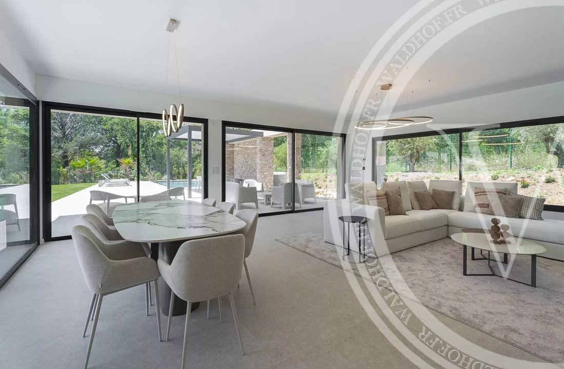 Villa in Tourrettes, Provence-Alpes-Côte d'Azur, France 3 - 16474434