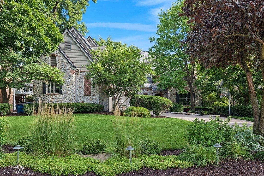 House in Glen Ellyn, Illinois, United States 4 - 16473508
