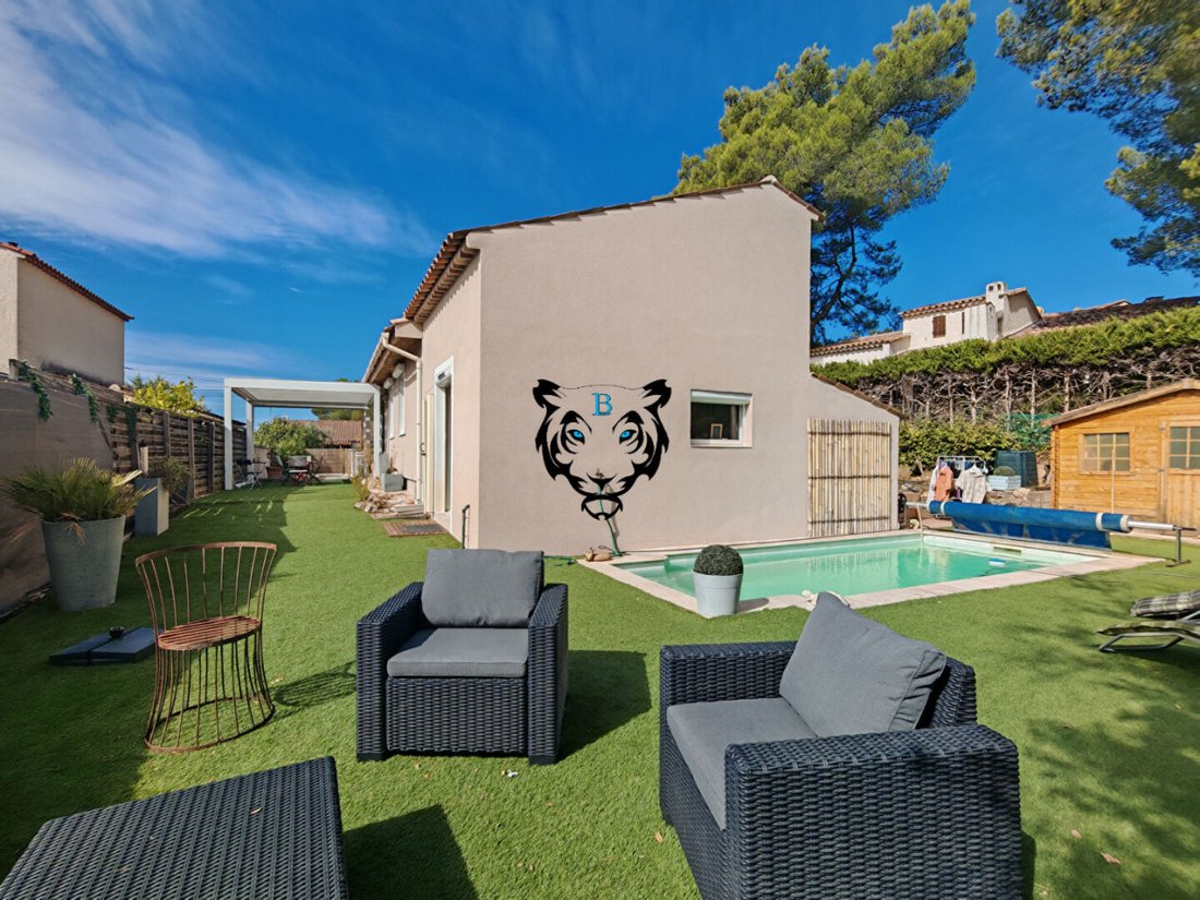 House in La Motte, Provence-Alpes-Côte d'Azur, France 1 - 16473680