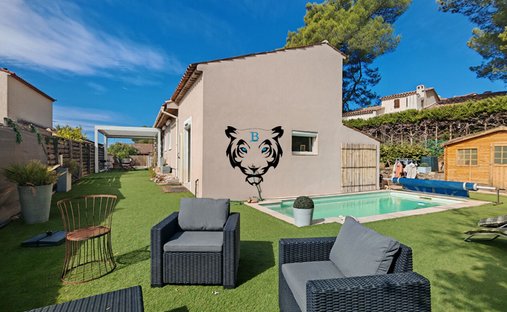 House in La Motte, Provence-Alpes-Côte d'Azur, France 1