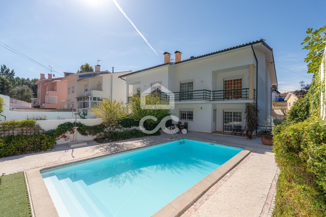 Villa in Eiras e Sao Paulo de Frades, Coimbra District, Portugal 1 - 16475052