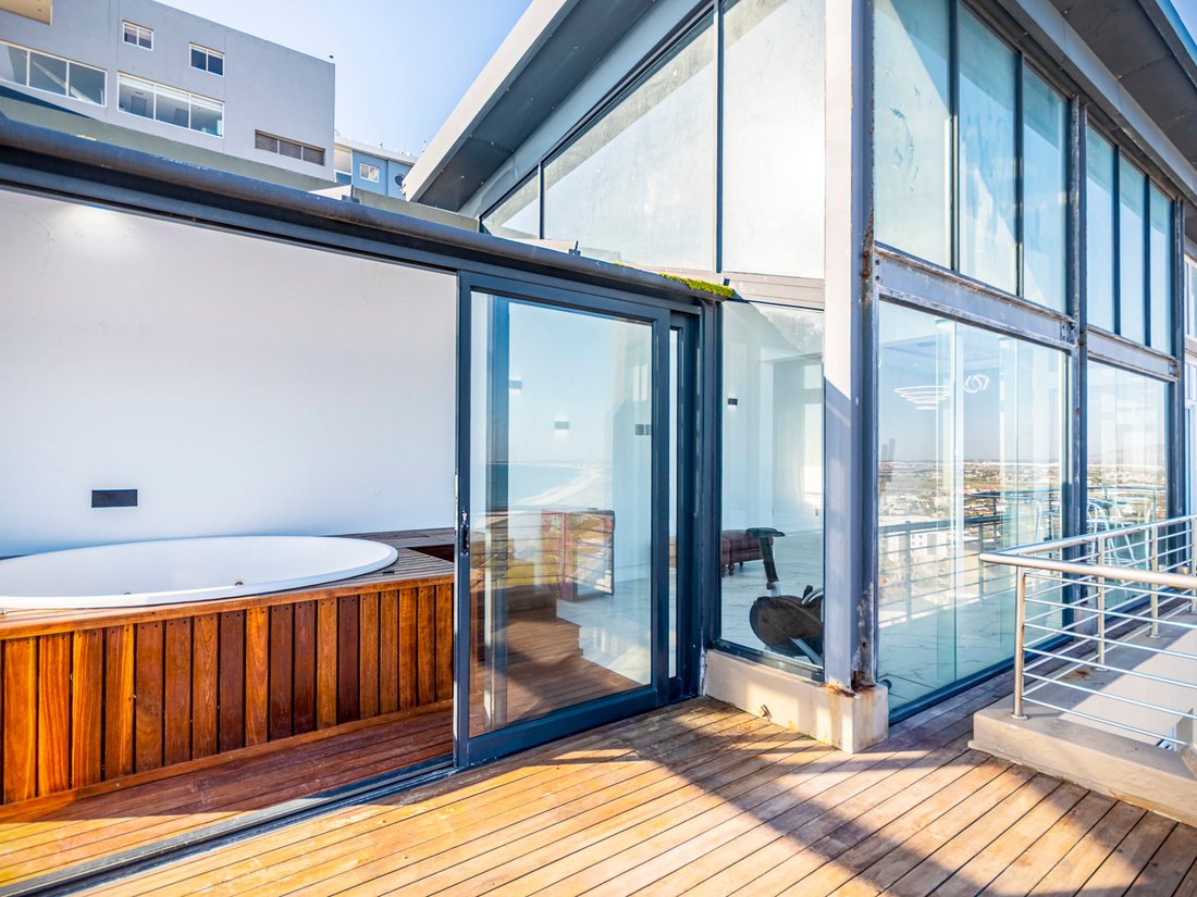 Penthouse in Cape Town, Western Cape, South Africa 3 - 16474735