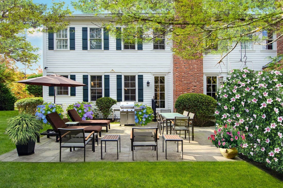 House in Southampton, New York, United States 2 - 16475086