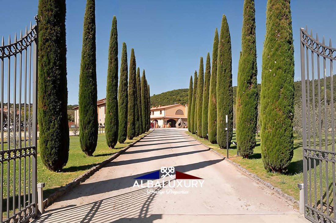 Villa in San Gimignano, Tuscany, Italy 2 - 15367270