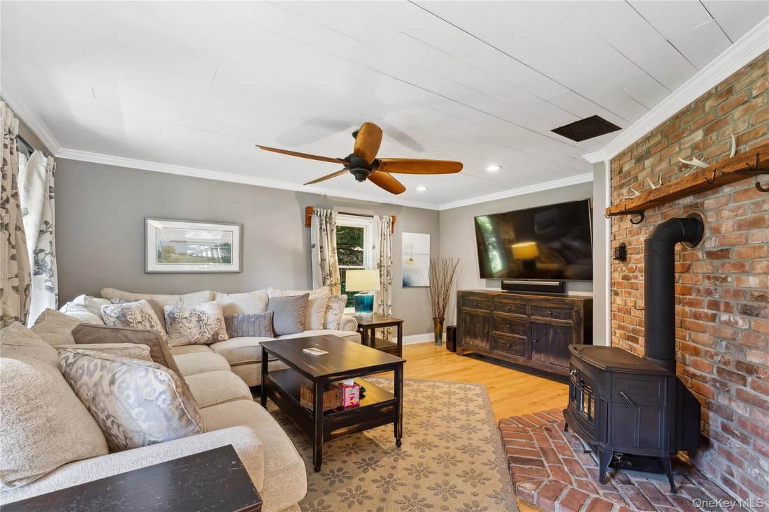 House in Peconic, New York, United States 5 - 16475986