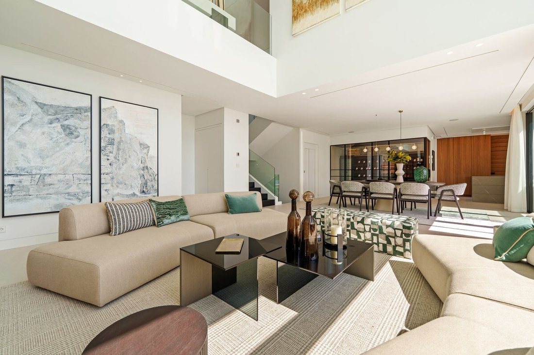 Villa in Benahavis, Andalusia, Spain 4 - 16474303
